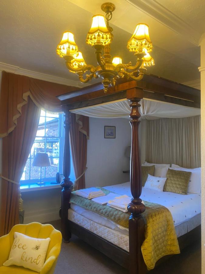 Parlors Hall Hotel Бриджнорс Экстерьер фото